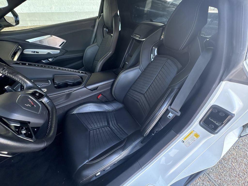 Used 2023 Chevrolet Corvette Stingray Preferred Cpe w/ Z51 Performance Package RWD image 19