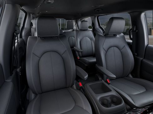 New 2026 Chrysler Pacifica Select FWD image 16