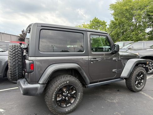 Used 2021 Jeep Wrangler Willys AWD/4WD image 7
