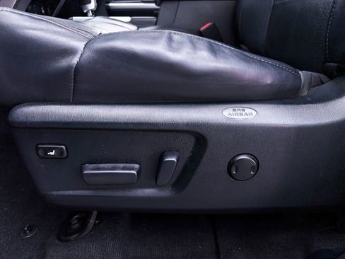 Used 2015 Toyota Tundra Platinum AWD/4WD image 18