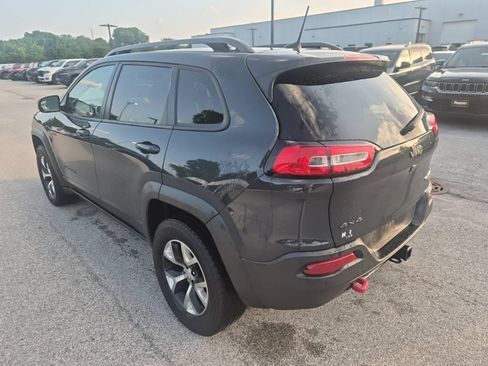 Used 2016 Jeep Cherokee Trailhawk w/ Comfort/Convenience Group AWD/4WD image 7