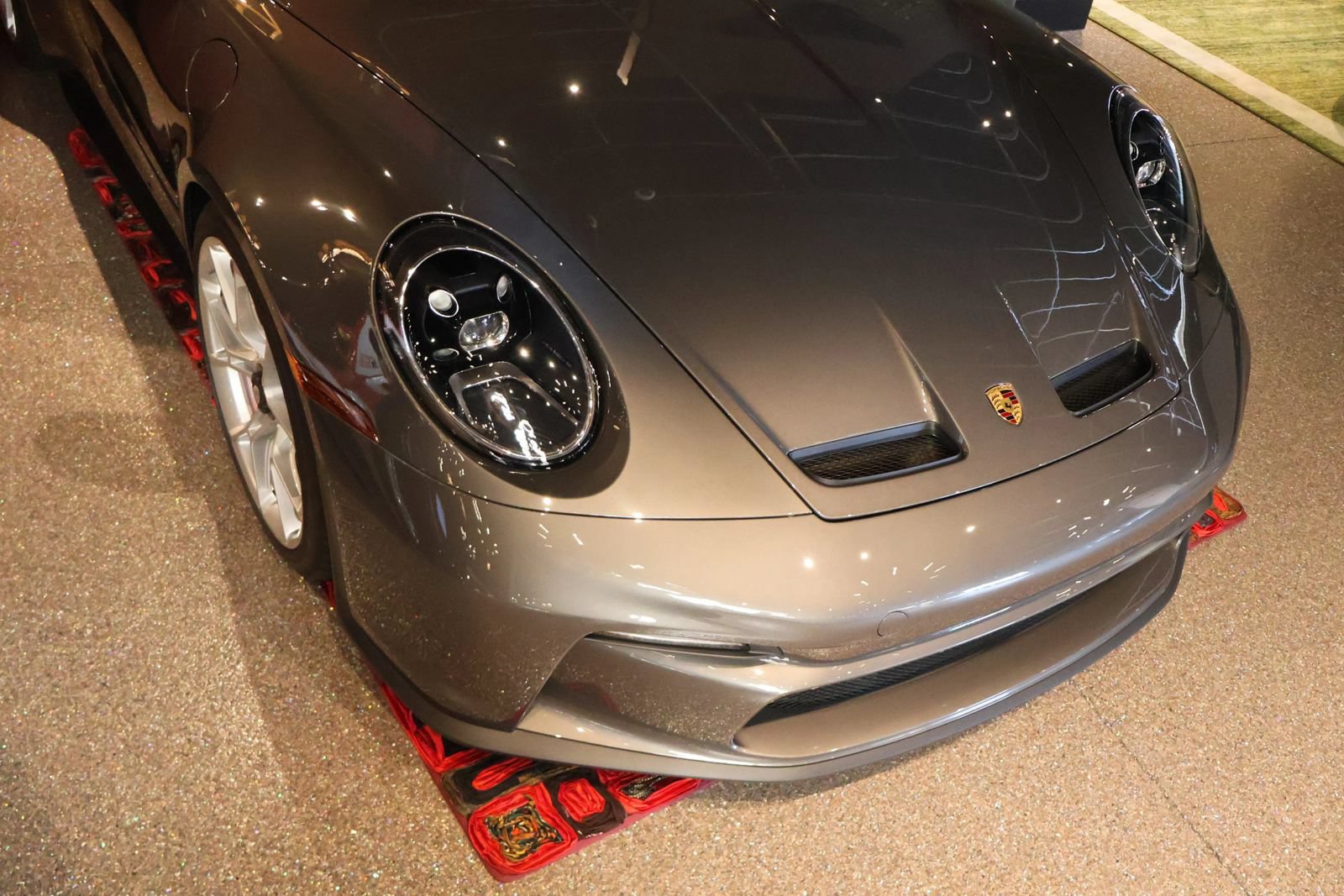 Used 2024 Porsche 911 GT3 RWD image 4