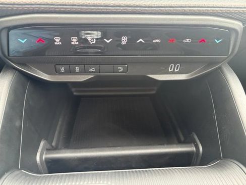 New 2026 Jeep Cherokee Overland AWD/4WD image 30