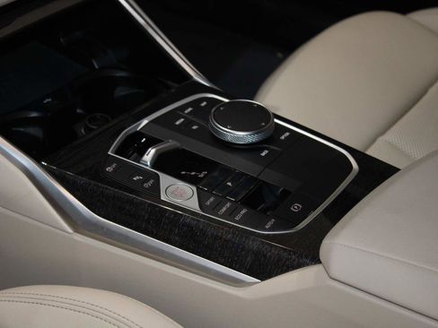 Certified 2023 BMW 330i 330i w/ Premium Package image 13