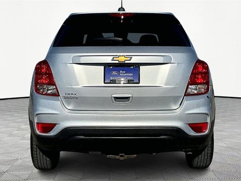 Used 2020 Chevrolet Trax LS w/ Tint and Cruise Package image 4