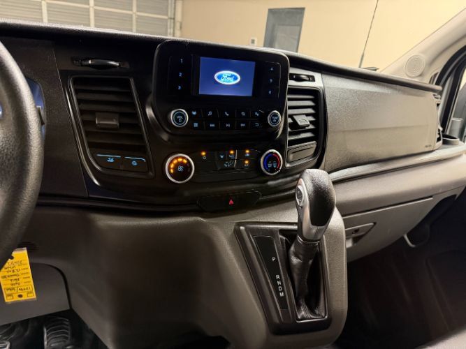 Used 2022 Ford Transit 350 DRW RWD image 12