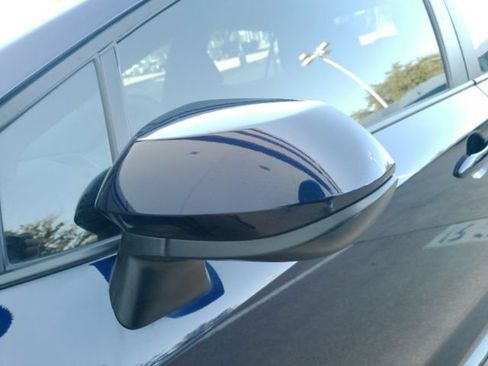 Used 2025 Toyota Corolla LE FWD image 16