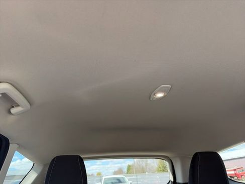 Used 2017 Ford Escape SE AWD/4WD image 23