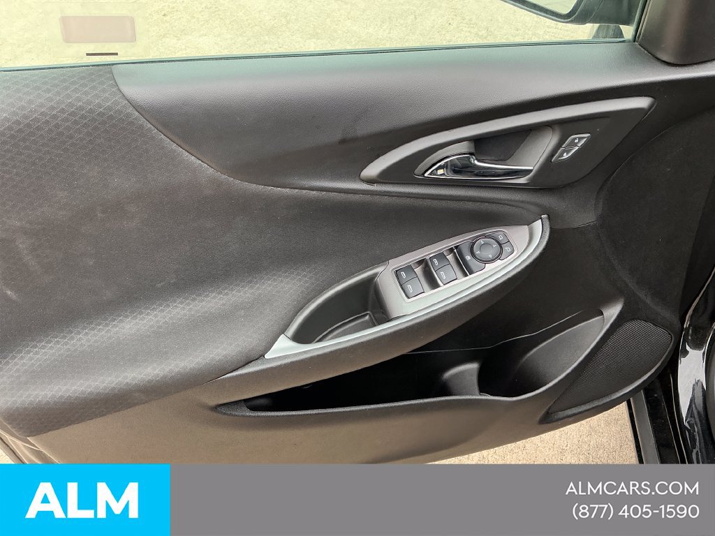 Used 2025 Chevrolet Malibu LT FWD image 11