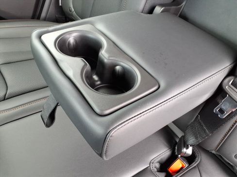 New 2026 Jeep Cherokee Limited AWD/4WD image 17