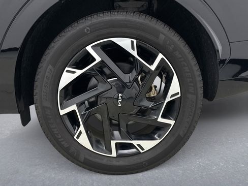 Used 2025 Kia Sportage SX image 22