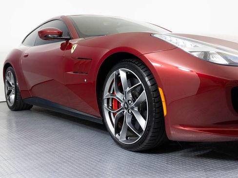 Certified 2019 Ferrari GTC4Lusso T RWD image 17
