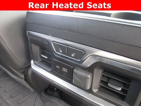 Used 2022 GMC Sierra 2500 SLT w/ SLT Premium Package image 25