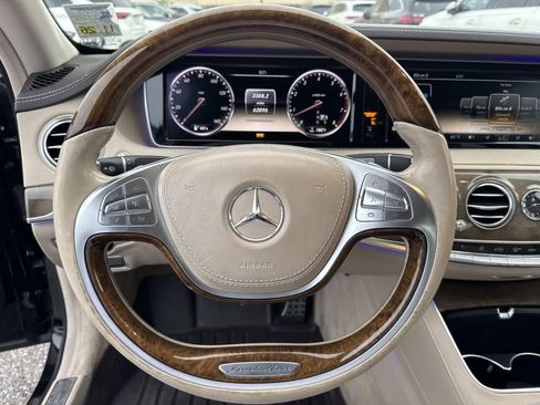 Used 2014 Mercedes-Benz S 550 Sedan image 22
