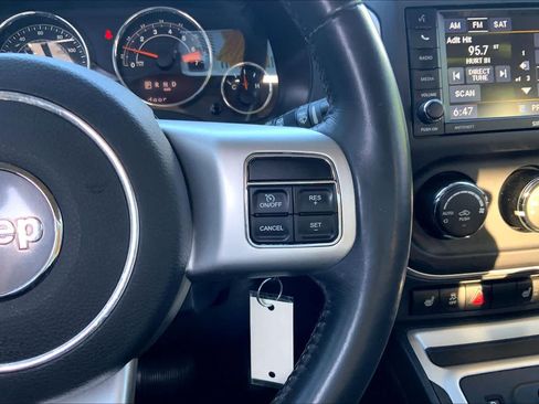 Used 2016 Jeep Compass High Altitude AWD/4WD image 25