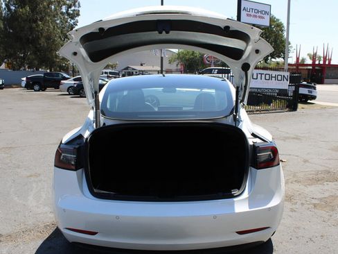 Used 2022 Tesla Model 3 Long Range AWD/4WD image 25