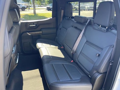 Used 2021 GMC Sierra 1500 Denali w/ Denali Ultimate Package AWD/4WD image 26
