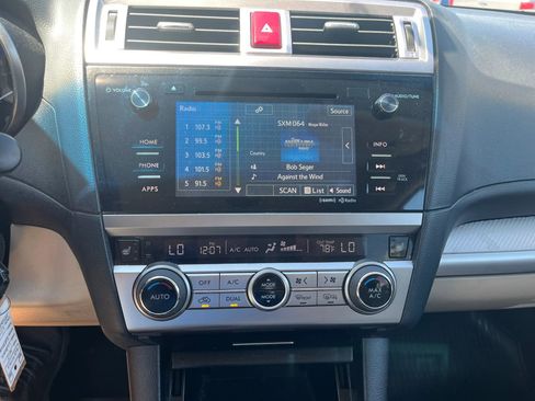 Used 2017 Subaru Outback 2.5i Premium AWD/4WD image 21
