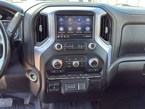 Used 2019 GMC Sierra 1500 SLE w/ SLE Value Package image 21