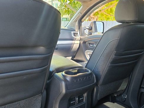 Used 2016 Nissan Titan PRO-4X image 15