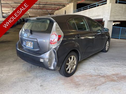 Used 2014 Toyota Prius C Four FWD image 4
