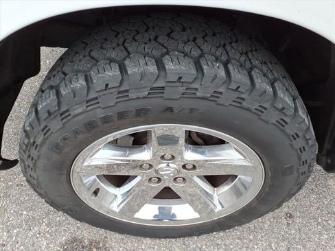 Used 2014 RAM 1500 Express image 11