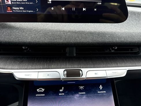 Used 2023 Lucid Air Pure image 50