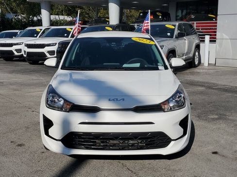 Used 2023 Kia Rio S image 2