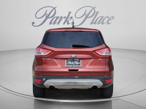 Used 2016 Ford Escape SE FWD image 4