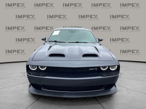 Used 2019 Dodge Challenger SRT Hellcat w/ Widebody Package RWD image 8