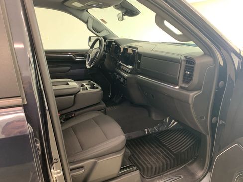 Used 2023 Chevrolet Silverado 1500 RST w/ LPO, Dark Essentials Package image 15