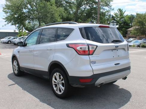 Used 2018 Ford Escape SE w/ SE Sync 3 Package FWD image 37
