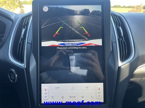 Certified 2022 Ford Edge Titanium image 7