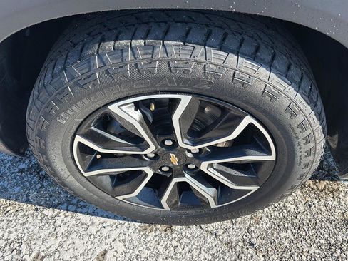 Used 2021 Chevrolet TrailBlazer ACTIV w/ Technology Package image 12