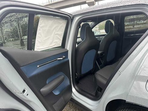 New 2026 Volvo EX30 Plus image 16