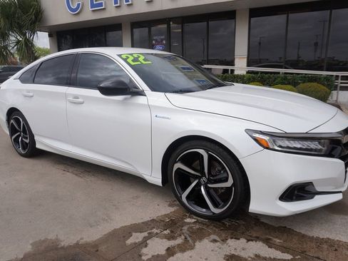 Used 2022 Honda Accord Sport image 1