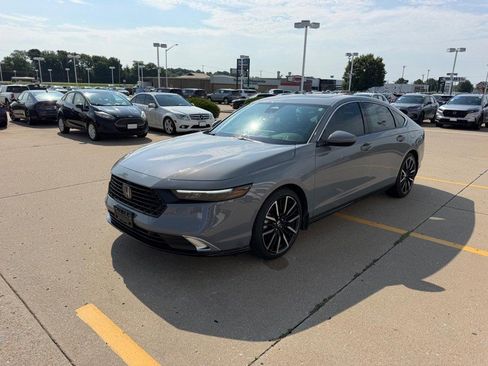 Certified 2025 Honda Accord Touring image 6