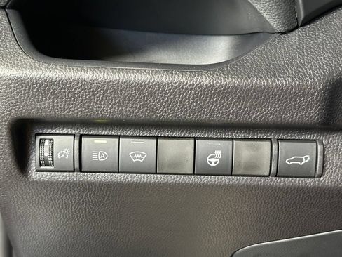 Used 2025 Toyota RAV4 XLE w/ Convenience Package AWD/4WD image 23