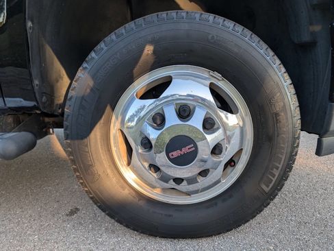 Used 2014 GMC Sierra 3500 Denali image 35