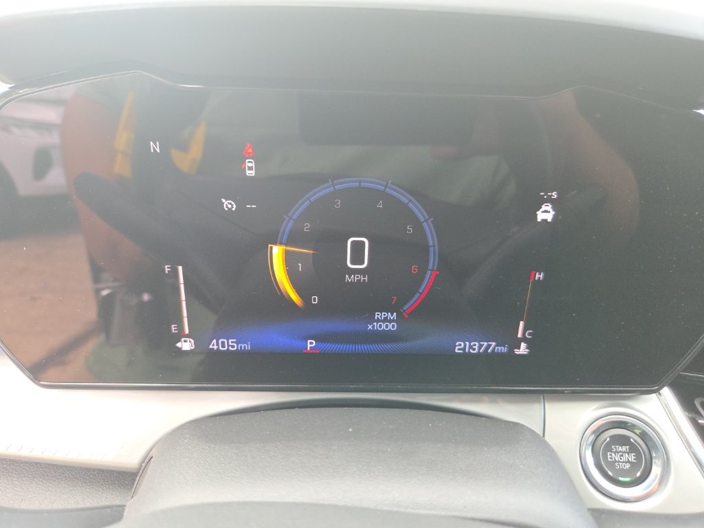 Used 2026 Chevrolet Trax LT FWD image 2