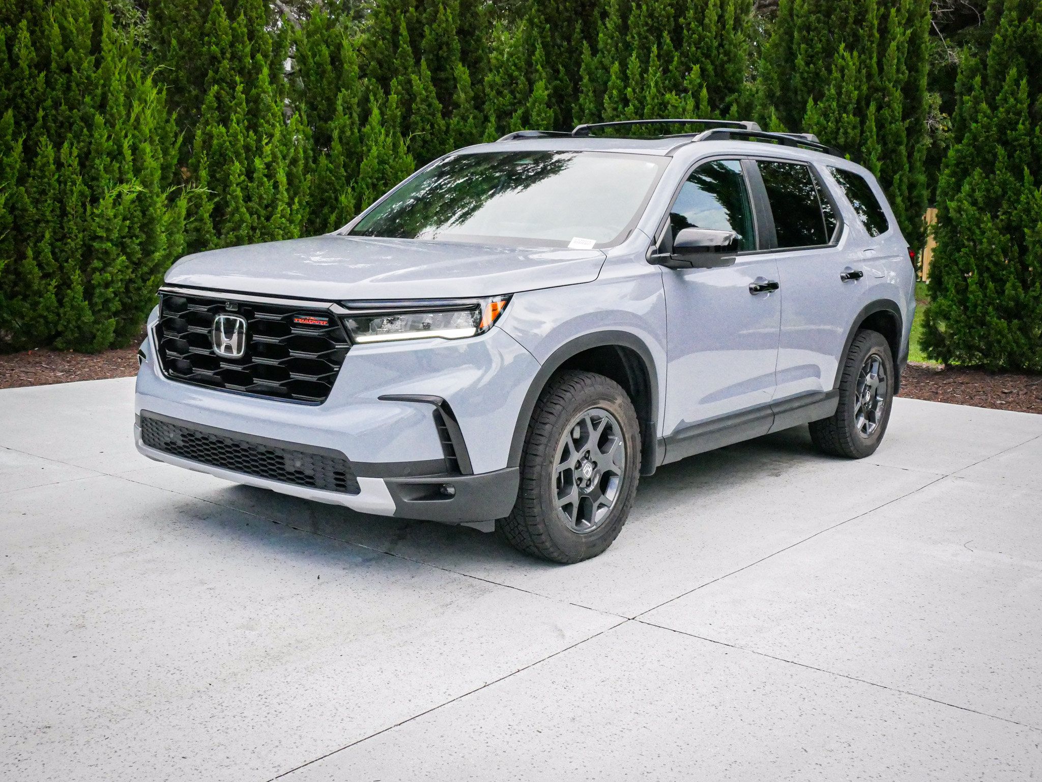 Certified 2025 Honda Pilot TrailSport image 5