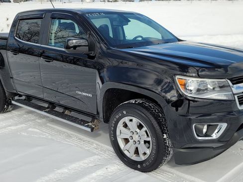 Used 2016 Chevrolet Colorado LT w/ LT Convenience Package image 2