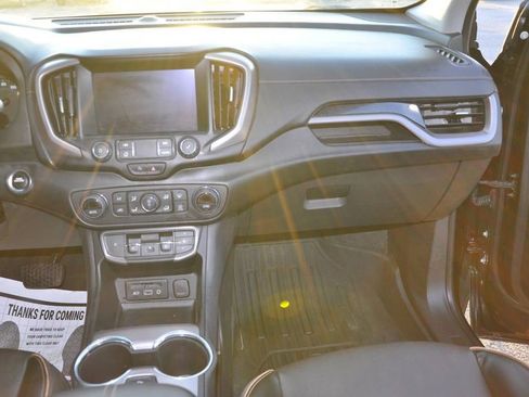 Used 2022 GMC Terrain AT4 w/ Tech Package image 19