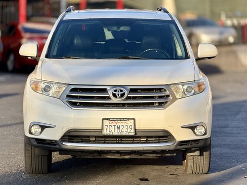 Used 2013 Toyota Highlander Limited FWD image 4