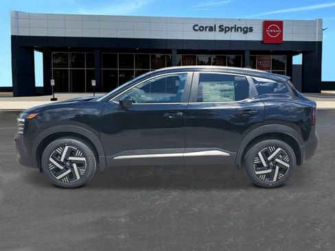 New 2026 Nissan Kicks SV w/ SV Premium Package FWD image 2