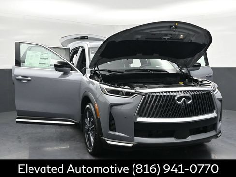 Certified 2026 INFINITI QX60 Luxe w/ Cargo Package AWD/4WD image 39