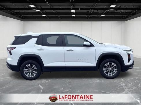 Used 2025 Chevrolet Equinox LT image 12