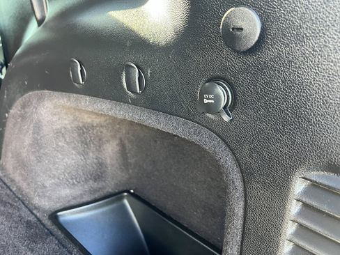 Used 2020 Jeep Grand Cherokee Altitude image 6