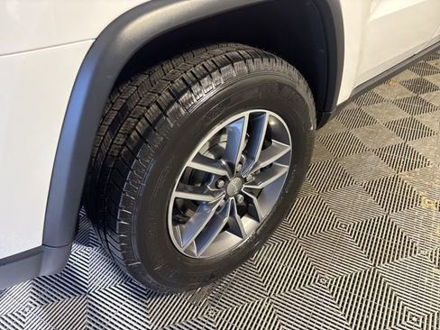 Certified 2020 Jeep Grand Cherokee Limited w/ Trailer Tow Group IV image 7