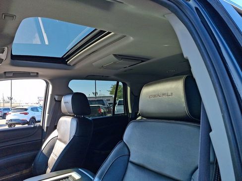 Used 2016 GMC Yukon Denali image 14